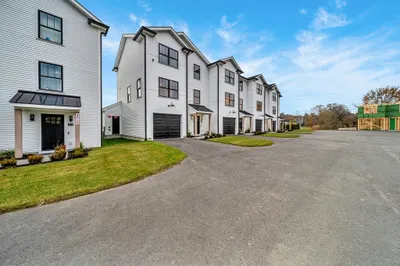 4 Birch Brook Landing #4 1
