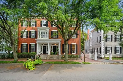 38 Chestnut Street 1