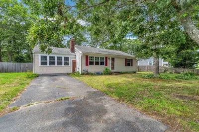 57 Buckwood Dr 1