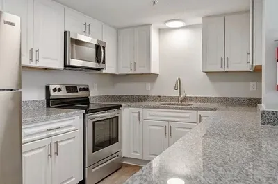 38 Thomas St #400