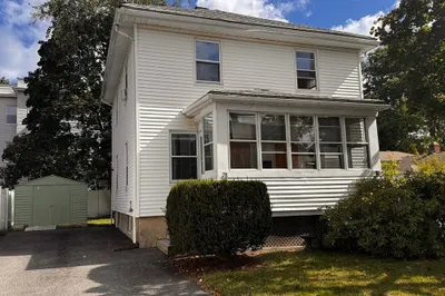 78-80 Curtis Ave #78