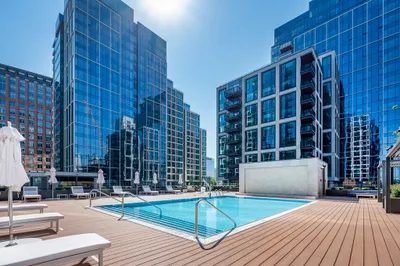 135 Seaport Blvd #1908