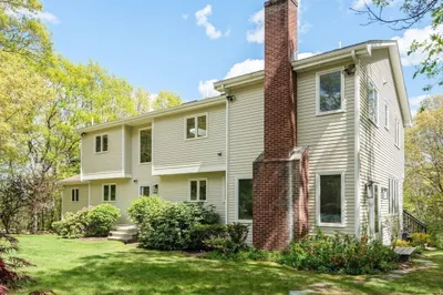 9 Arrowhead Ln 1