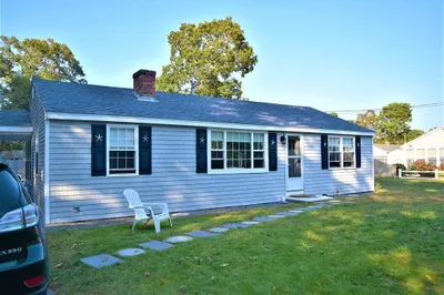 167 Breezy Point Rd 1