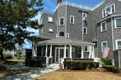 175 Beach Ave #1  Winter 1