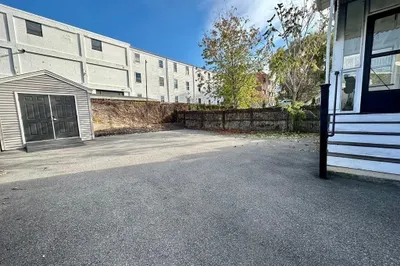 74 Lewis St #1
