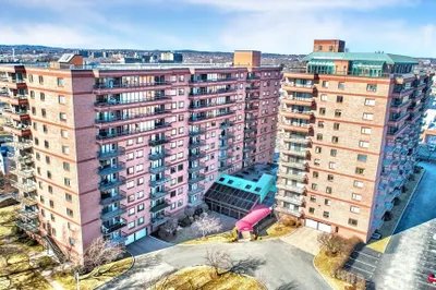 3920 Mystic Valley Pkwy #402 1