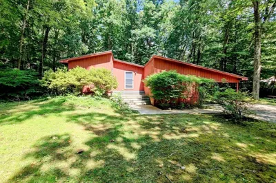 260 Grantwood Drive 1