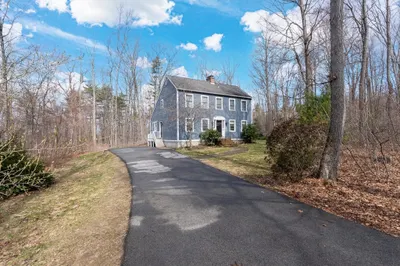 6 Walker Pond Rd