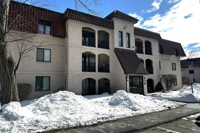 685 Oak St #13-9 1