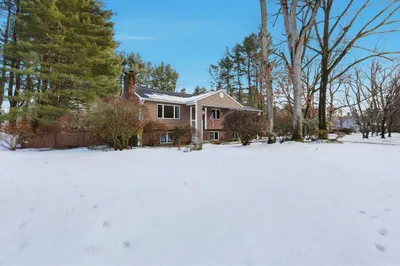 203 Green Hill Rd 1
