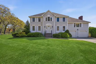 2 Stouffer Cir 1