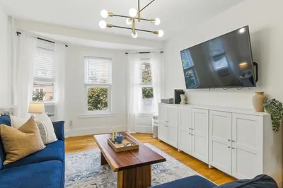 5 Pearl Ave #2