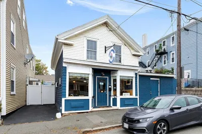 27 Washington Street #27