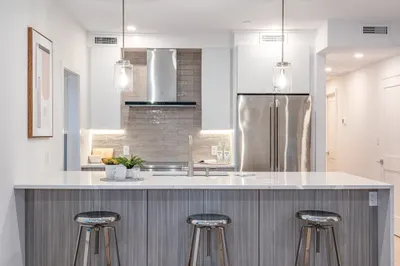12-14 Edwin St #B