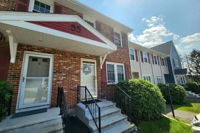 55 Fox MEadow Rd #E