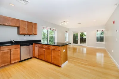 99 Chestnut Hill Ave #320