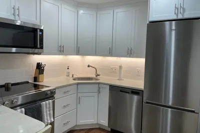 144 Commonwealth Ave #9