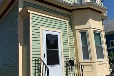 76 Sheridan St 1