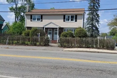 627-629 Westford St 1