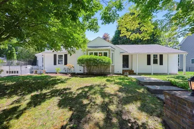 20 Tondreau Ave 1