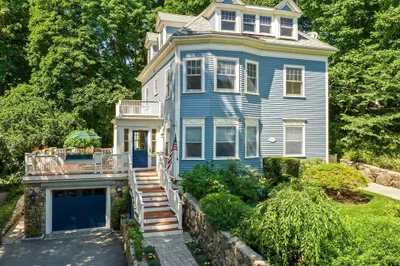 41 Everett Street