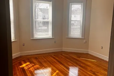 27 Irma St #1 1