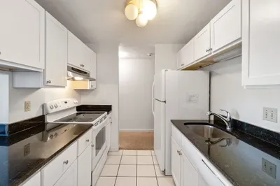1600 Massachusetts Avenue #502