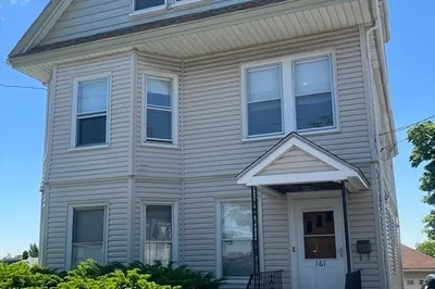 161 Garland St #2 1