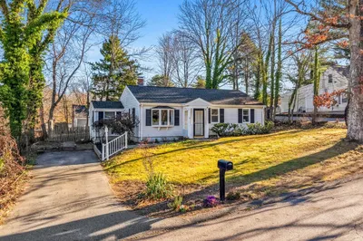 6 Gabriel Rd