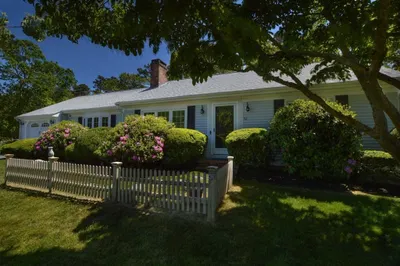 52 Collingwood Drive