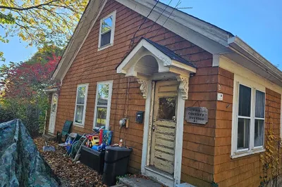 21 Clair Ave 1