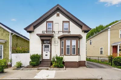 293 Swan St 1