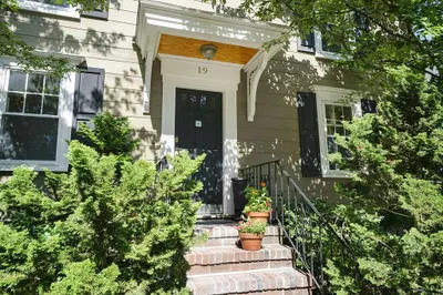 19 Fairmont St