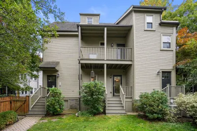 2 Ballard Way #1 1