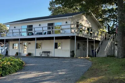 64 Edgewater Drive 1