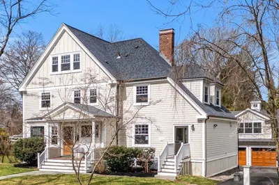 33 Berkeley St
