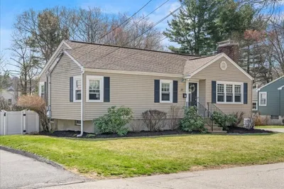 27 Bruce Ave