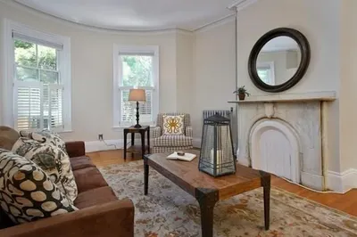 221 W Springfield St #2 1