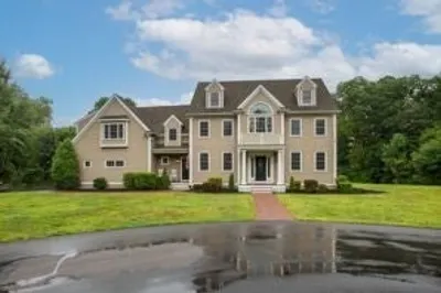 33 Farmside Drive 1