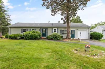 127 Edgewater Drive