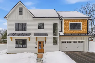 54 Pilgrim Rd 1
