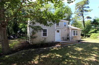 184 Sisson Rd 1