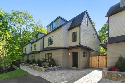 956 Walnut Street #2 1