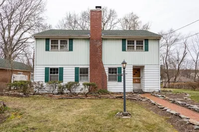 224 School St 1