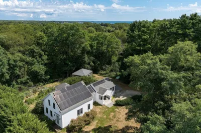 86 Fairhaven Rd 1