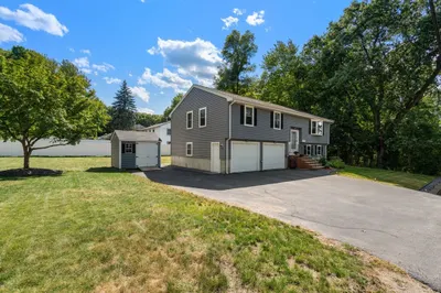 32 Glen Ave