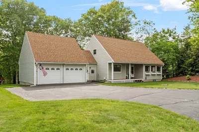 941 Doe Valley Road 1