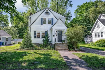 24 Pinevale Avenue