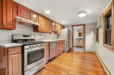 11 Jefferson Street #2